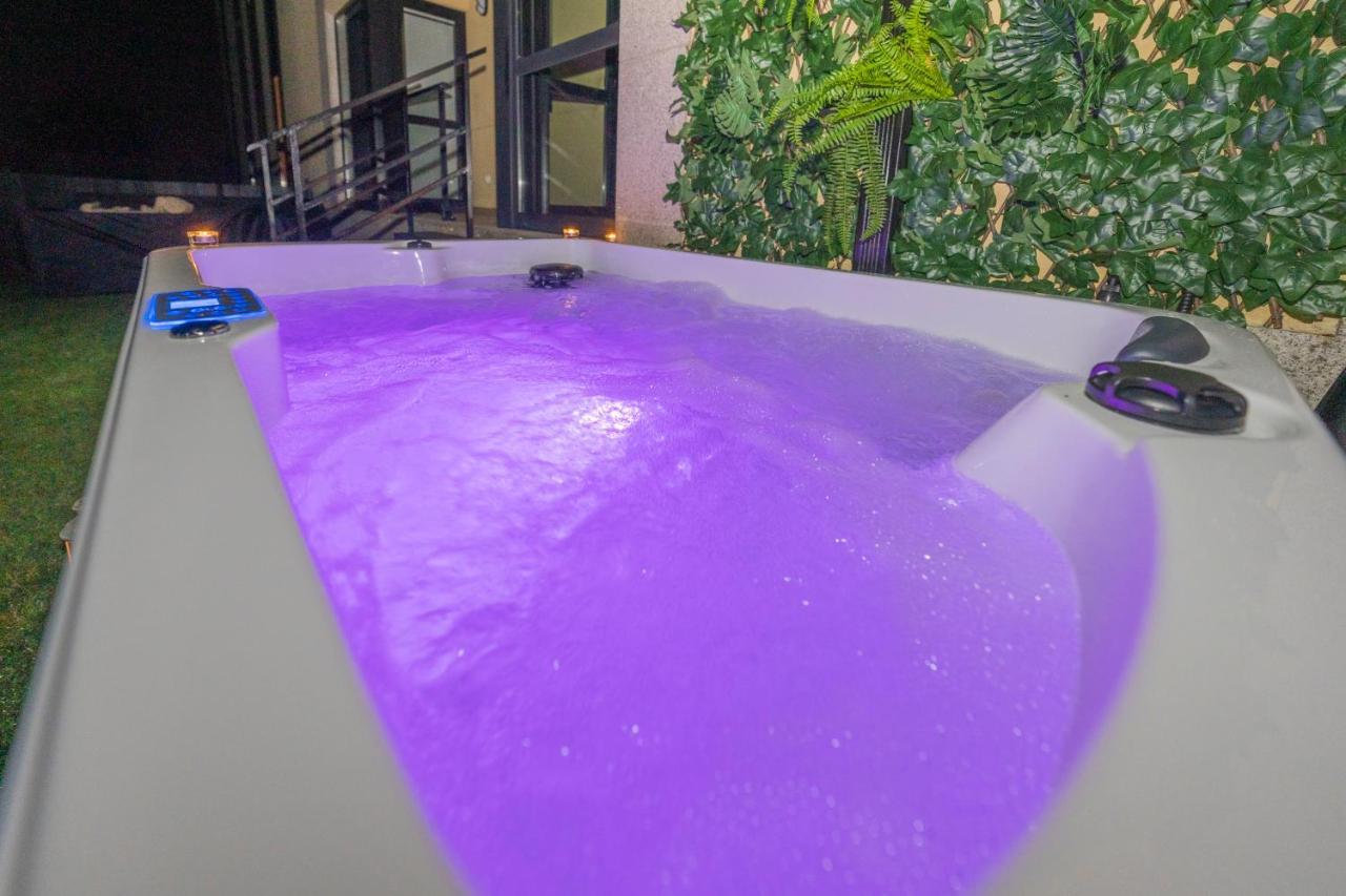 Garden Fisterra - Jacuzzi, Jardin Privado Y Vista Mar Lägenhet Exteriör bild